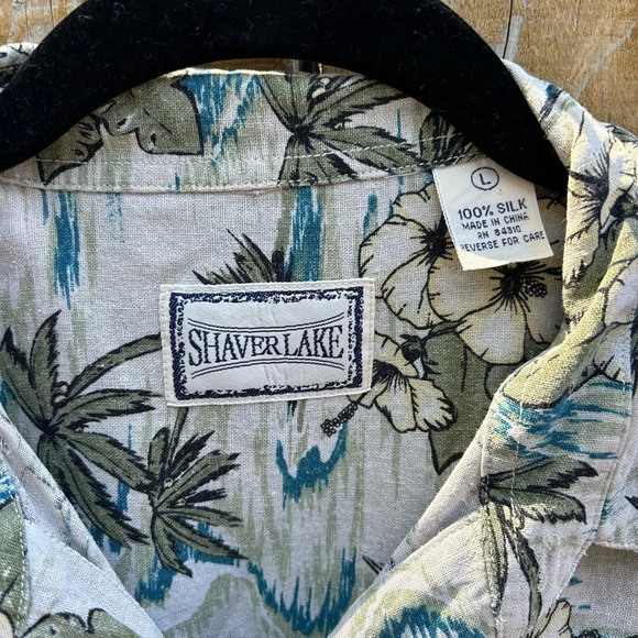 100% Silk Tropical Print Button Down Short Sleeve Collard Shirt Size Large - Picture 6 of 9